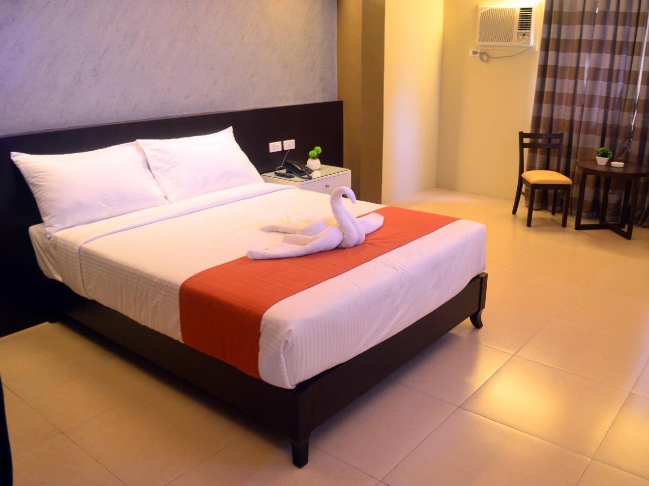 Grace Crown Hotel Angeles Buitenkant foto