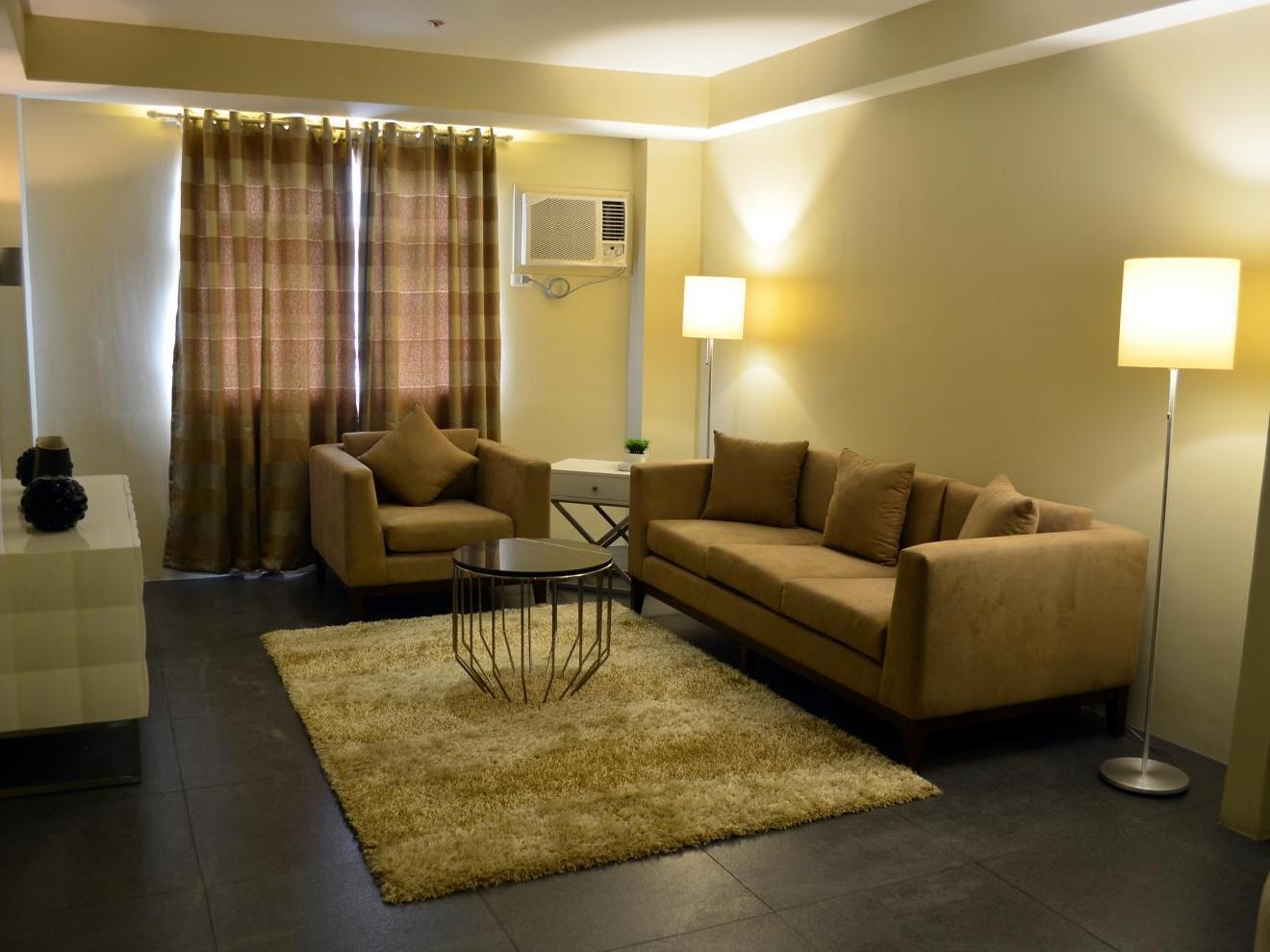 Grace Crown Hotel Angeles Buitenkant foto